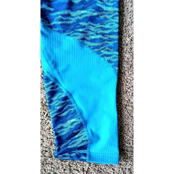 Nike Pro Hypercool Reflect Capri Leggings Women's Size Medium Blue Training - Picture 9 of 9